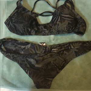 Bathing suit
